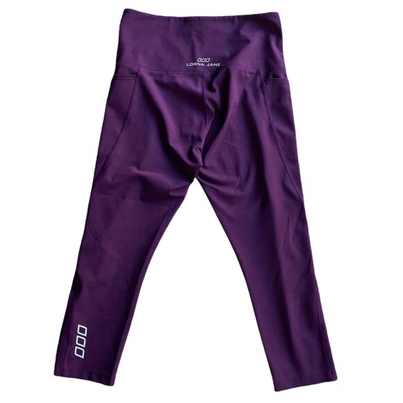 Lorna Jane Plum Workout Capri Leggings Size Small EUC - Picture 1 of 4